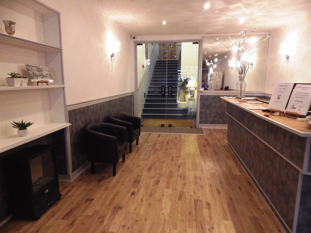 Hotel Univers Carpentras Eksteriør bilde